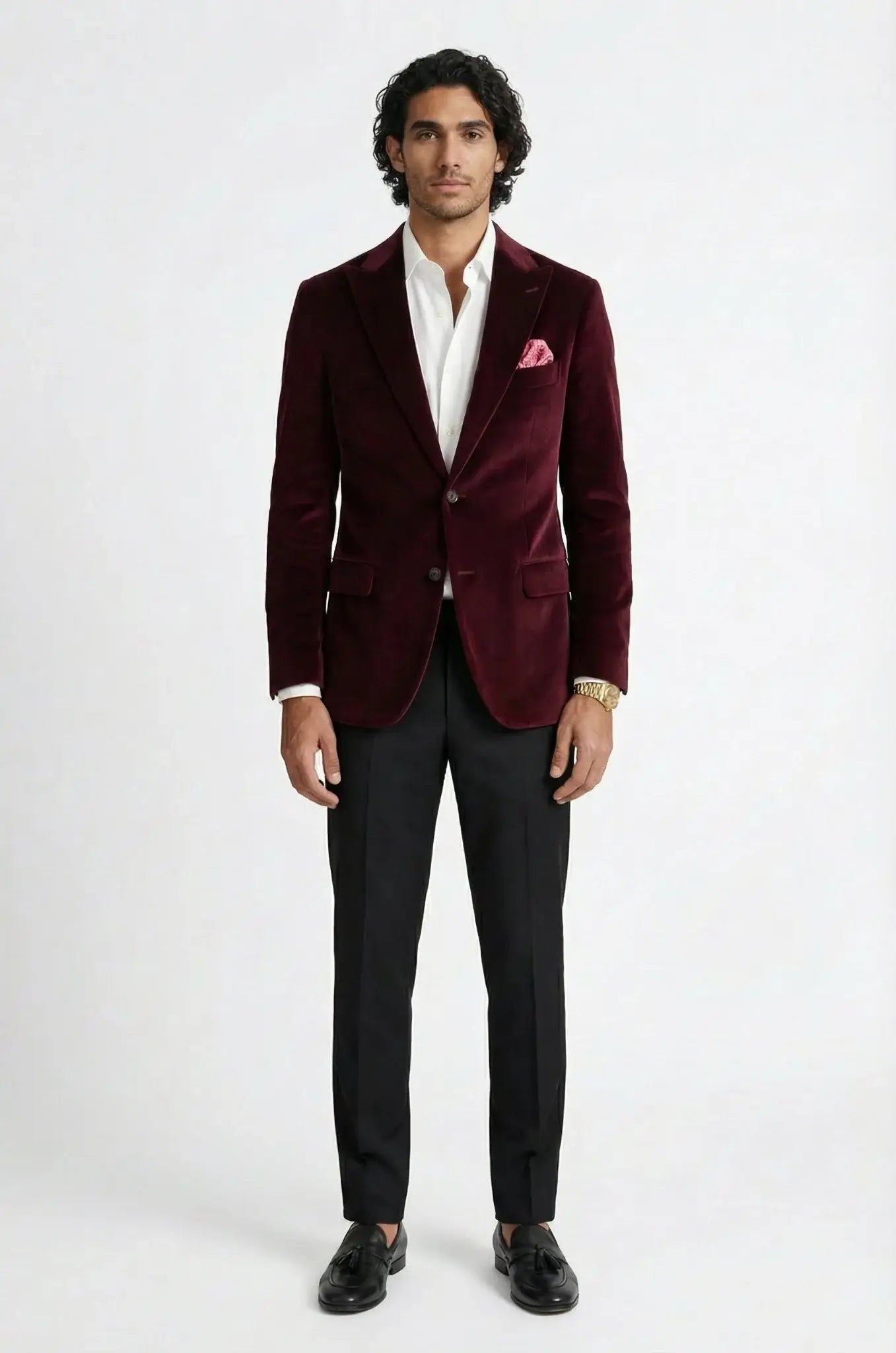 Blutailor Wine Suede Blazer – a luxurious wine-toned blazer crafted in rich suede, featuring a bespoke tailored fit for a sharp silhouette and elevated formal sophistication.